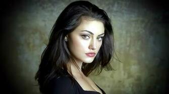 Full HD 1080p Beautiful Girl Wallpaper