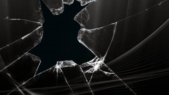 Cracked Screen Wallpaper