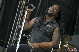 Sevendust Frontman Lajon Witherspoon Posts Studio Update With New