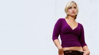 Allison Mack Wallpaper