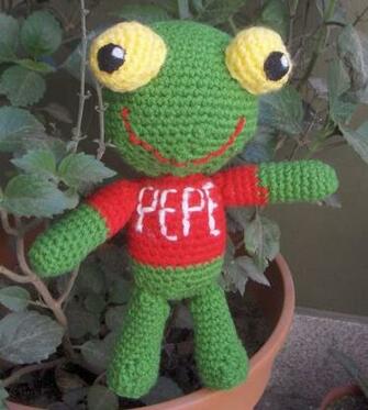 pepe frog puppet