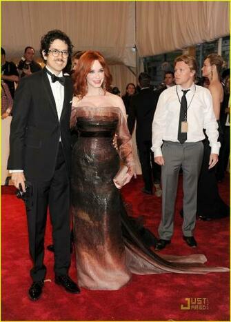 Christina Hendricks Image Alexander Mcqueen Savage Beauty