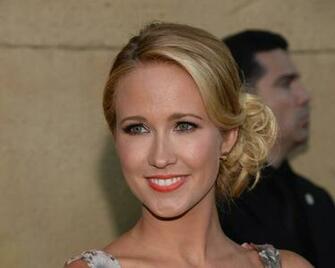 Anna Camp