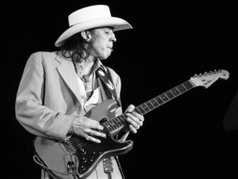 Stevie Ray Vaughan Se Tornou O Maior Guitarrista Do Blues