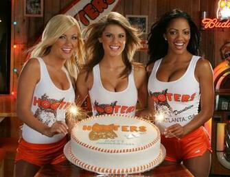 Hooters Wallpaper