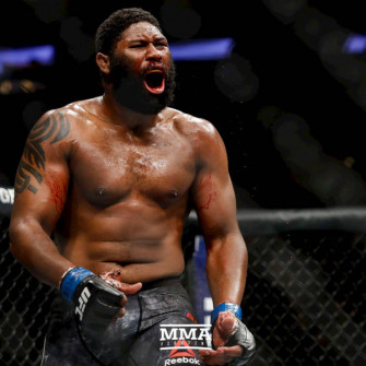Curtis Blaydes Hands Up Black Backdrop Wallpaper