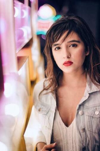 Cute Shirley Setia HD Wallpaper 1080p Image Aboutfeed