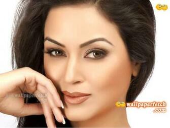 Wallpaper Maryam Zakaria