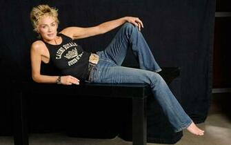 Sharon Stone Barefoot Wallpaper Of Widescreen
