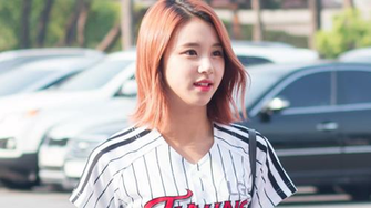 Chaeyoung Desktop Wallpaper