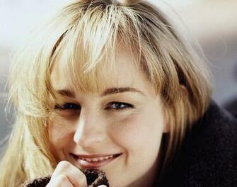 Helen Hunt Wallpaper Background