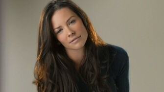 Beautiful Evangeline Lilly Wallpaper