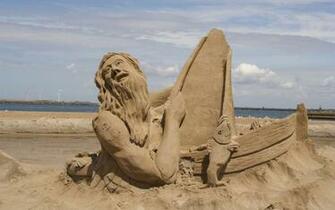Windows Sand Sculpture Wallpaper X