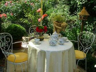 Roses Garden Tea Party Wallpaper