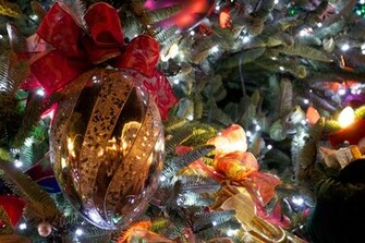 Christmas Tree Desktop Wallpaper