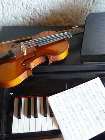 Piano And Violin Love By Nobodyendless