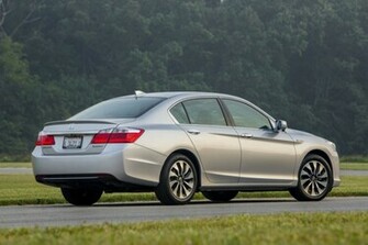 Honda Accord Sedan Pictures Photos Gallery The Car Connection