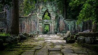 Old Temple In Cambodia HD Wallpaper Background Image