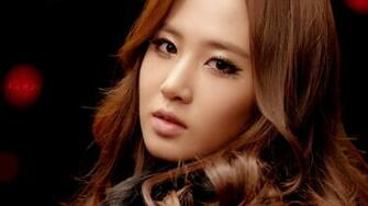 Kwon Yuri Hot And Sexy Actress Desktop Wallpaper Mow Mi