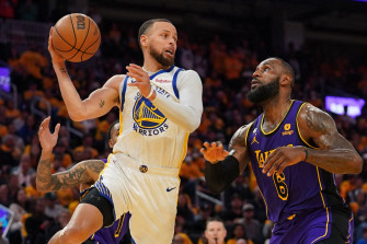 Steph Curry And Lebron James Meet In The Playoffs Maybe For Last Wallpaper