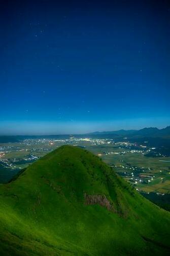 HD Wallpaper Aso Kumamoto Volcano Night Star Sky Caldera