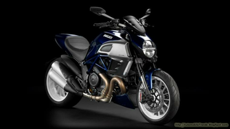 Automobile Trendz Ducati Diavel Wallpaper