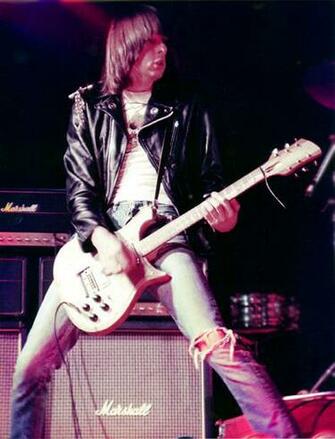Dream Wallpaper Ramone
