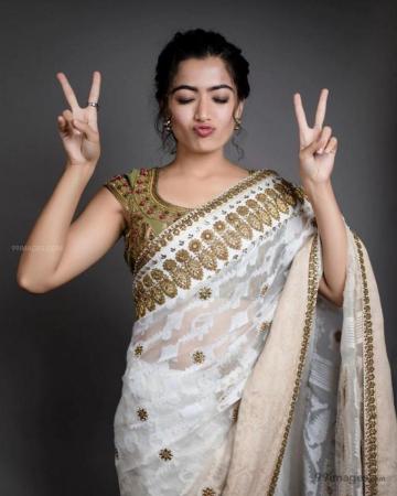 Cute Rashmika Mandanna HD Wallpaper Teahub Io