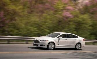 Ford Fusion Hybrid High Resolution Wallpaper