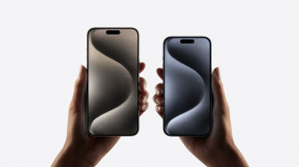 iPhone Pro And Max Wallpaper In 4k R