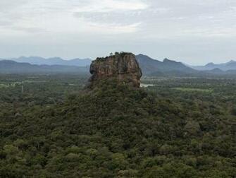 Tourists Arrested For Mooning Photo At Sacred Site