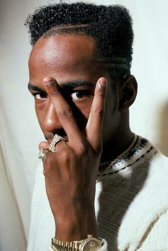 Best Bobby Brown Wallpaper Barbarian