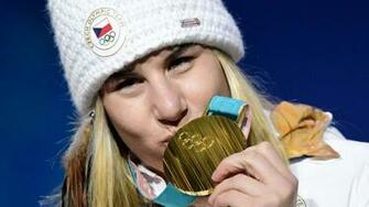 Ester Ledecka Winter Sports Double Champion Cnn Video