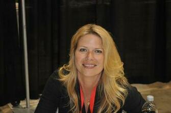 Mary Elizabeth Mcglynn Wallpaper Background Image