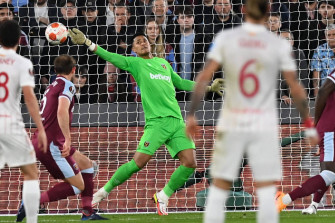 Goalkeeper Alphonse Areola Catching Ball Wallpaper