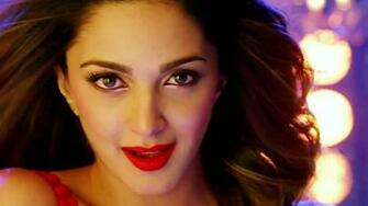 Cute Kiara Advani Wallpaper New