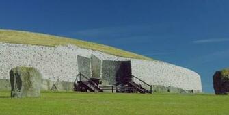 Home Places Newgrange In Ireland Wallpaper