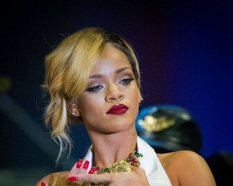 Rihanna Wallpaper