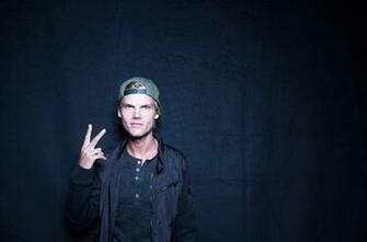 Avicii Photo Stars Tell Us What Honor They Deserve At