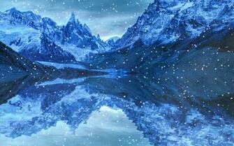 Cold Winter Four Seasons Frozen Places Howling Wolves White Mountain