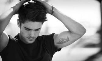 Zac Efron Wallpaper