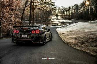 Nissan Gt R Nismo Knows Smile For The Camera