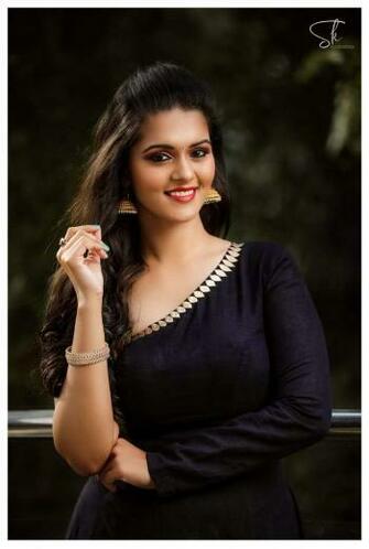 Roshni Prakash Image HD Live Cinema News
