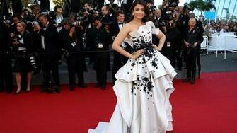 Aishwarya Rai In Cannes Film Festival HD Wallpaper