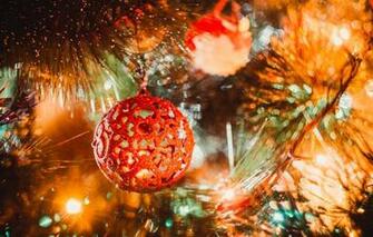 Wallpaper Yellow Red Holiday Balls Tree New Year Ball