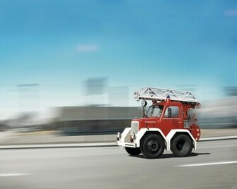 Small Car Funny Wallpaper Xp Walls