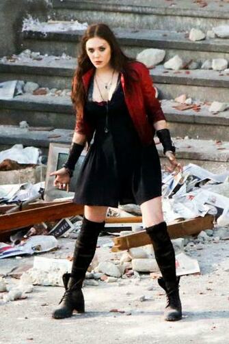 Elizabeth Olsen Filming The Avengers Popsugar Entertainment