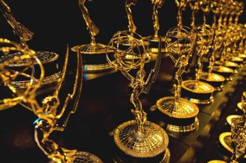 Emmy Awards Trophy Wallpaper Photo Shared By Teresa Fans