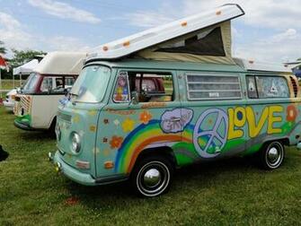 Funfest For Air Cooled Vwlove Peace Van Photo