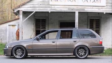 A Restomod Video Showing Bmw E39 Touring With New Ls7 Engine